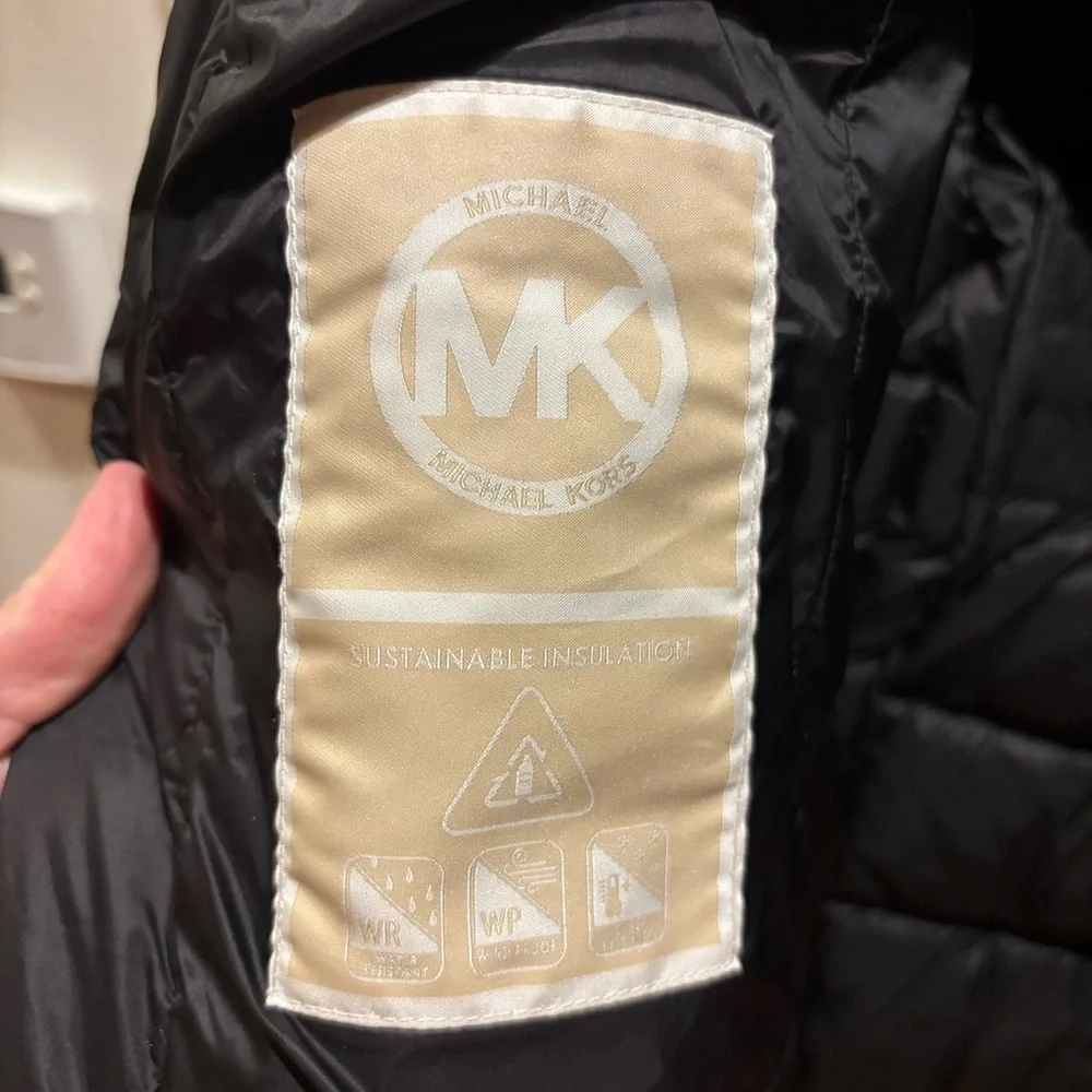 Michael Kors Black Quilted Insulated Jacket - Picture 4 of 8